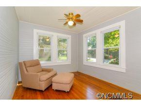 829 Montreat Road - Photo 10