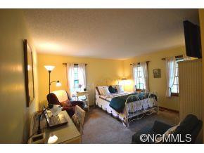 3211 Hunting Country Road - Photo 9