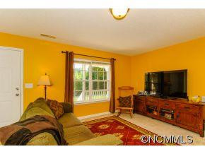 61 Bishop Road - Photo 2