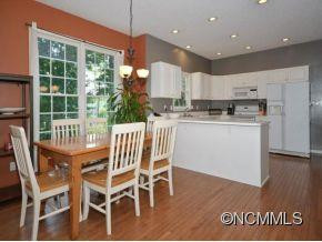 400 Silver Maple Court - Photo 8