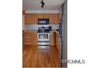 222 Hayfield Drive - Photo 5