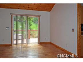 222 Hayfield Drive - Photo 7