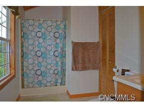 222 Hayfield Drive - Photo 9