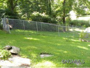 253 Bradley Street - Photo 9