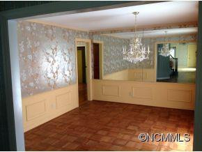 390 Forest Heights - Photo 9