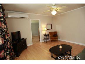 860 Virginia Road - Photo 4