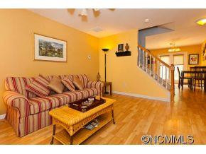 99 Farington Circle - Photo 5