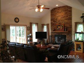 82 High Point Rd - Photo 3