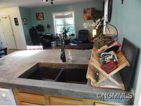 36 Jefferson Drive - Photo 4