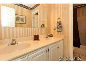 4 Bridle Path - Photo 13