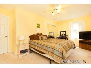 4 Bridle Path - Photo 16
