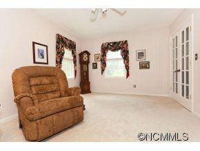 4 Bridle Path - Photo 10