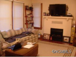 3647 Broad Street - Photo 4