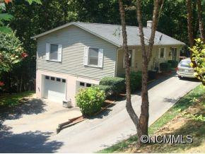 560 Hunters Ridge Drive - Photo 2