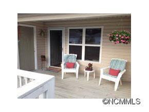 405 Carrington Pl - Photo 2