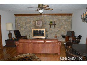 85 Wolf Laurel Dr. - Photo 16