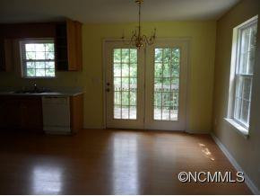 192 Peaceful Lane - Photo 3