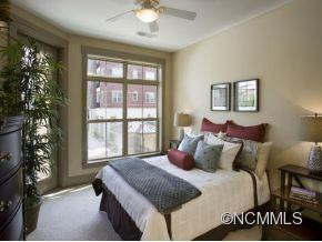 5 FARLEIGH ST #306 - Photo 8