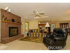 150 Lakeview Acres - Photo 3