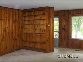 395 Sycamore Drive - Photo 4