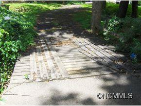 395 Sycamore Drive - Photo 9