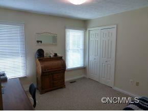 75 BRADDOCK WAY - Photo 12