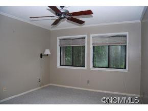 23 Lake Dr Unit F7 - Photo 8