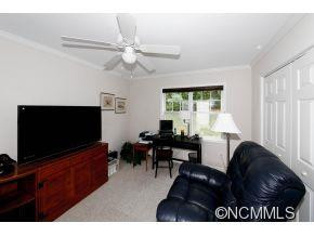 172 Charlestown Drive - Photo 6