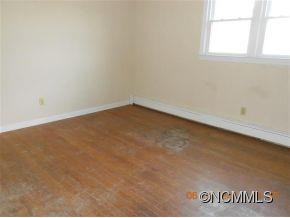 35 Oak Street - Photo 8