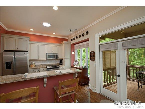84 Meadow View Road - Photo 5