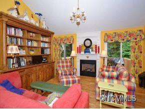 108 Beaver Ridge Road - Photo 4