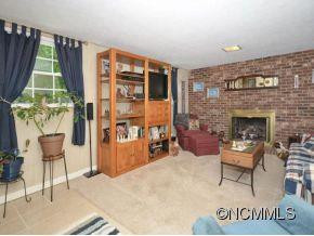 344 LAKE CIRCLE DRIVE - Photo 11