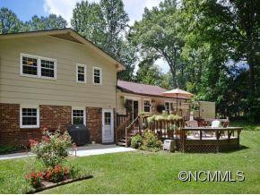 344 LAKE CIRCLE DRIVE - Photo 14
