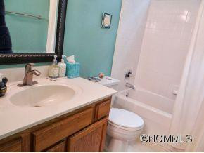 8 Strathmore Drive - Photo 12