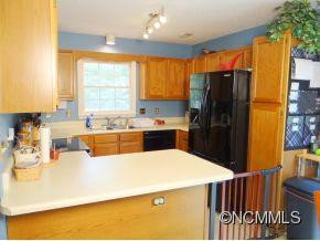 8 Strathmore Drive - Photo 3