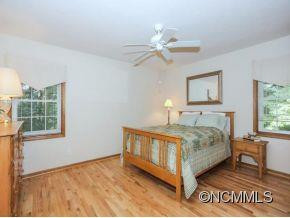 39 WILKIE WAY - Photo 8