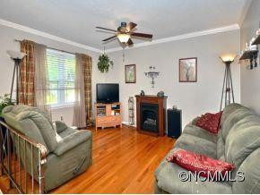 19 WATERS RD - Photo 2