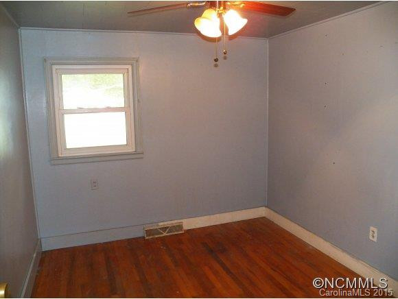 270 Warren Creek Road - Photo 2