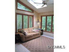 22 Tree Top Drive - Photo 11
