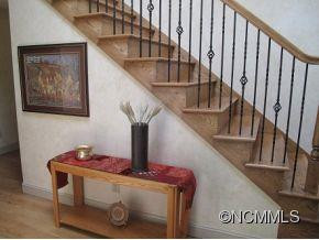 22 Tree Top Drive - Photo 4