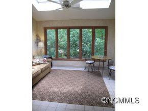22 Tree Top Drive - Photo 10