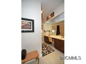2220 E. Cumming Woods Lane - Photo 15