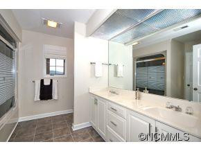 2220 E. Cumming Woods Lane - Photo 17