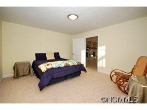 2220 E. Cumming Woods Lane - Photo 18