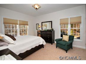 2220 E. Cumming Woods Lane - Photo 10