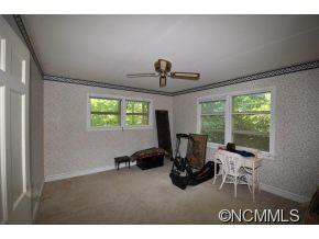3684 Laurel Park Hwy. - Photo 10