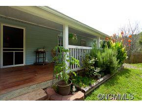 27 Shadowlawn Dr - Photo 2