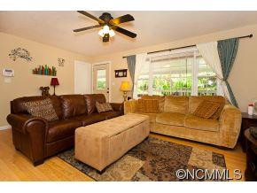 27 Shadowlawn Dr - Photo 5