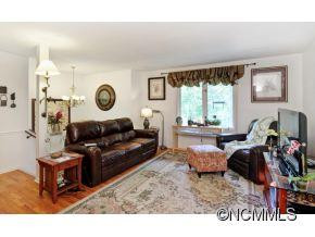 18 Mayfair Place - Photo 2