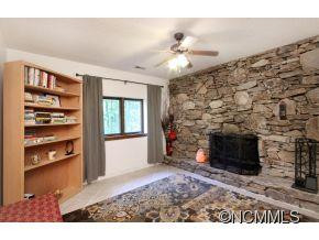 18 Mayfair Place - Photo 12